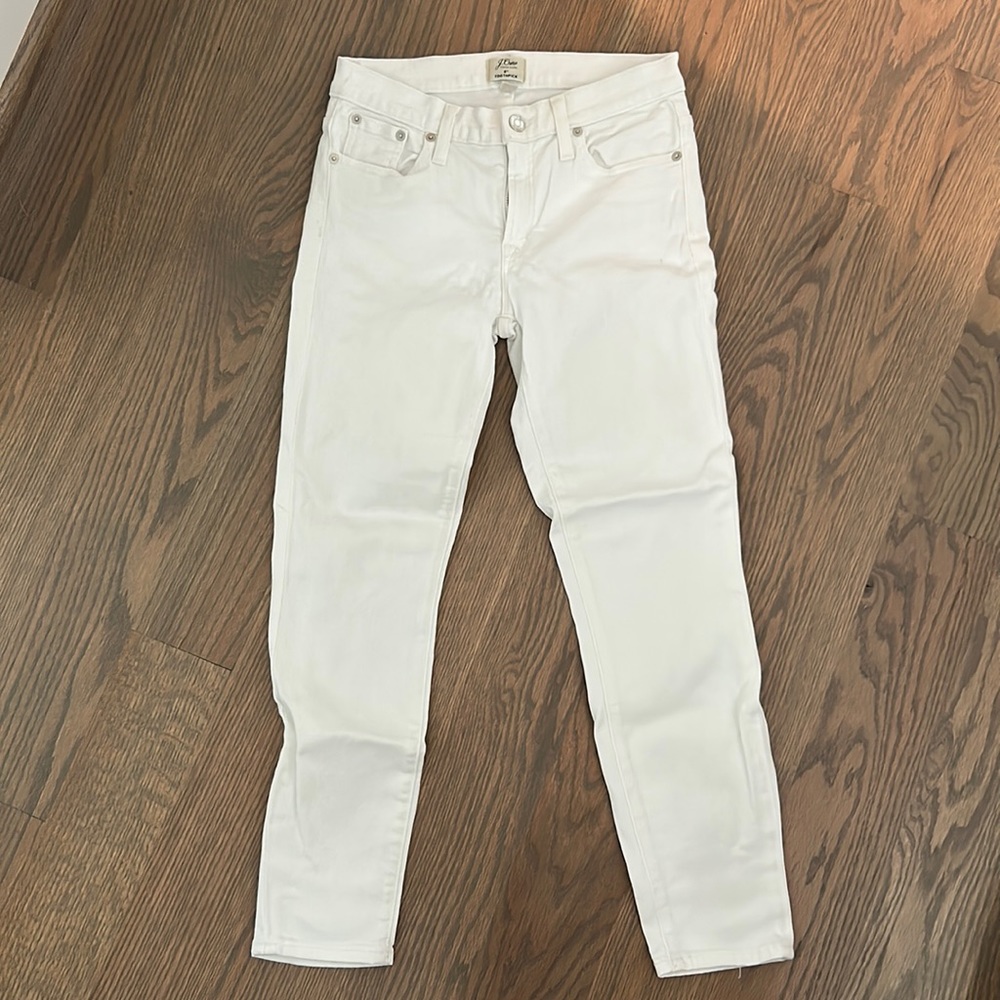 Jcrew toothpick 8” white jeans in 25P